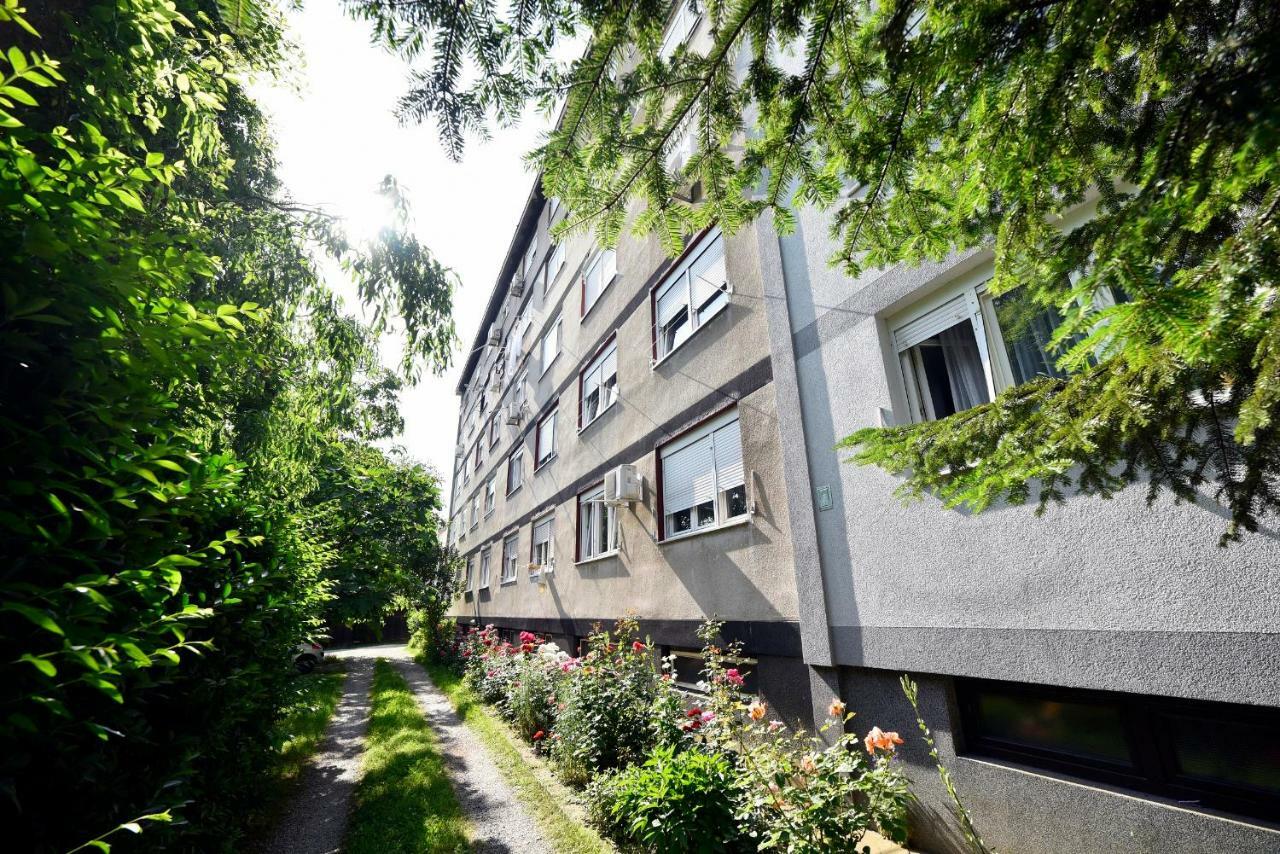 Ferienwohnung Hella 2 Zagreb Exterior foto